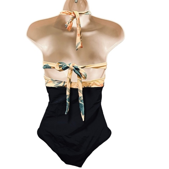 Nwt Cupshe Women Swim Melissa Floral Halter Back Tie One Piece Swimsuit medium - Picture 6 of 7
